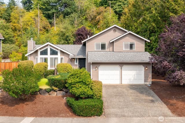 Property photo for 7504 134th Avenue Se, Newcastle