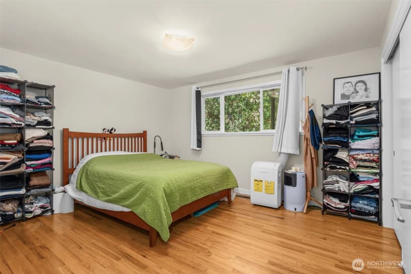 Property photo for 1124 Ne 147th Street, Shoreline photo 11