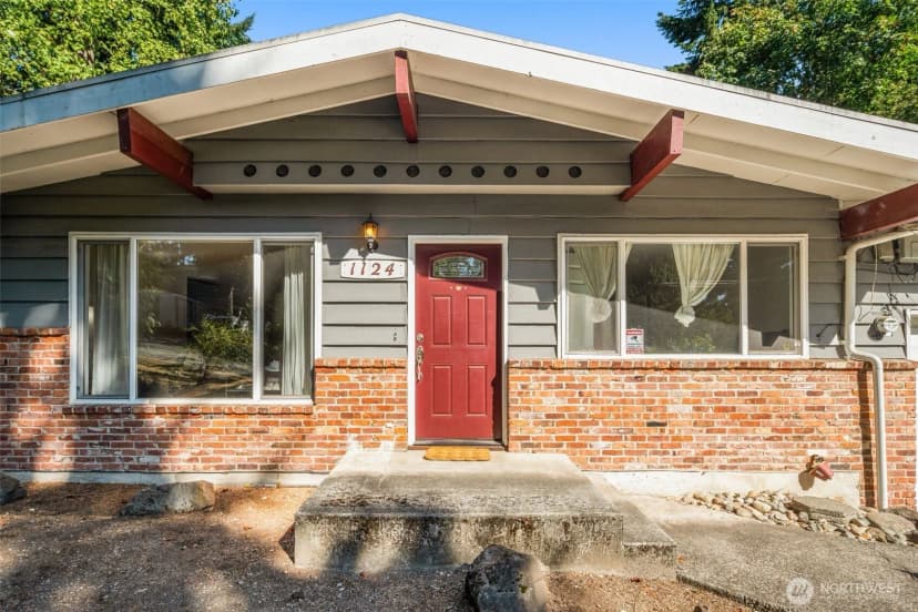 Property photo for 1124 Ne 147th Street, Shoreline photo 27
