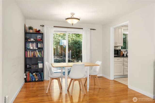 Property photo for 1124 Ne 147th Street, Shoreline photo 5