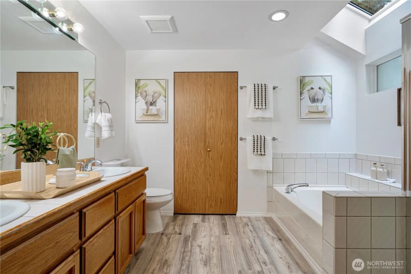 Property photo for 11719 Ne 166th Ct, Bothell photo 13