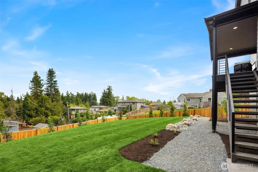 Property photo for 22303 Old Poplar Way Sw, Brier photo 40