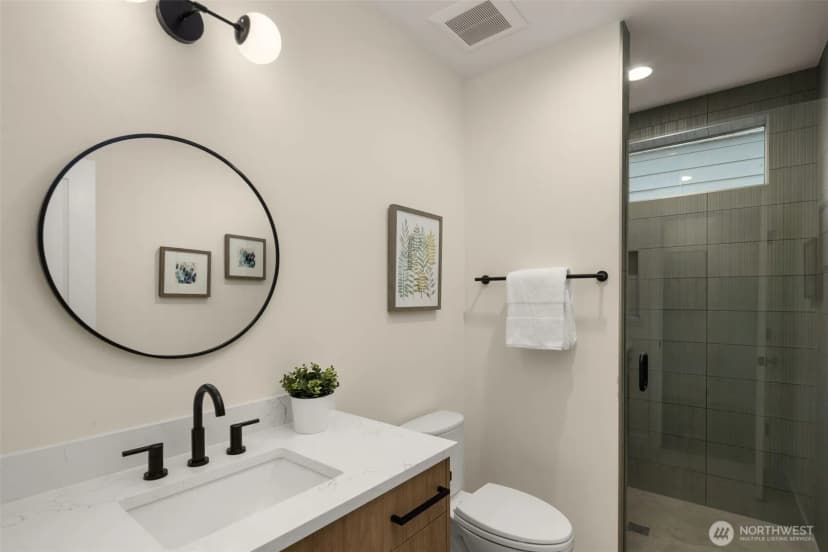 Property photo for 3633 Ne 120th Street, Seattle photo 25