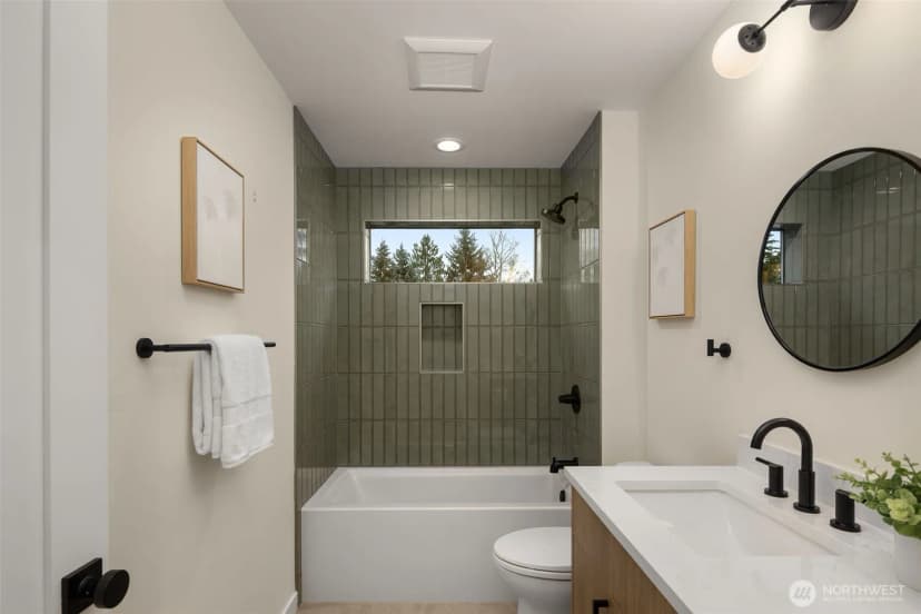 Property photo for 3633 Ne 120th Street, Seattle photo 29