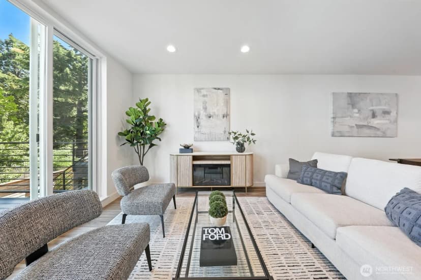 Property photo for 9018 13th Avenue Nw #b, Seattle photo 3