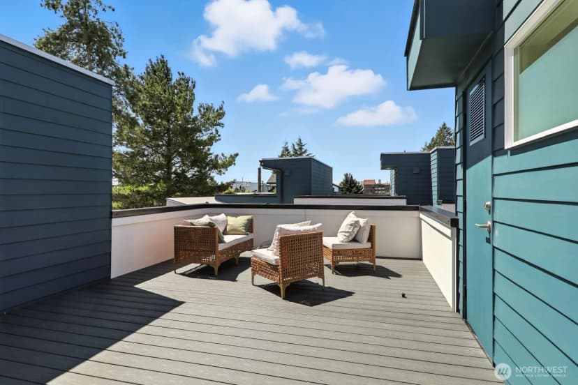 Property photo for 9018 13th Avenue Nw #b, Seattle photo 28