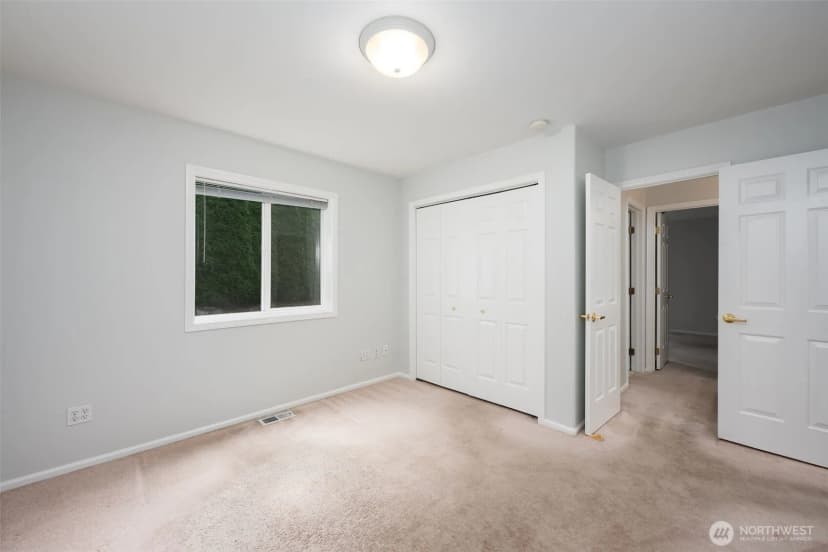Property photo for 21419 32nd Place W, Brier photo 24