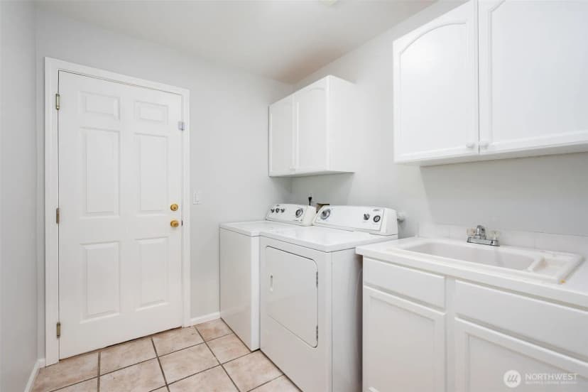 Property photo for 21419 32nd Place W, Brier photo 25