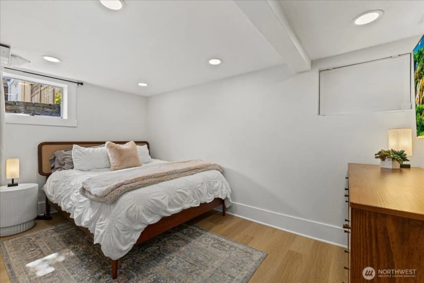 Property photo for 3231 63rd Avenue Sw, Seattle photo 25