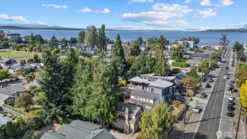 Property photo for 3231 63rd Avenue Sw, Seattle photo 35