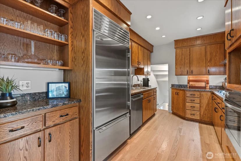 Property photo for 3231 63rd Avenue Sw, Seattle photo 12