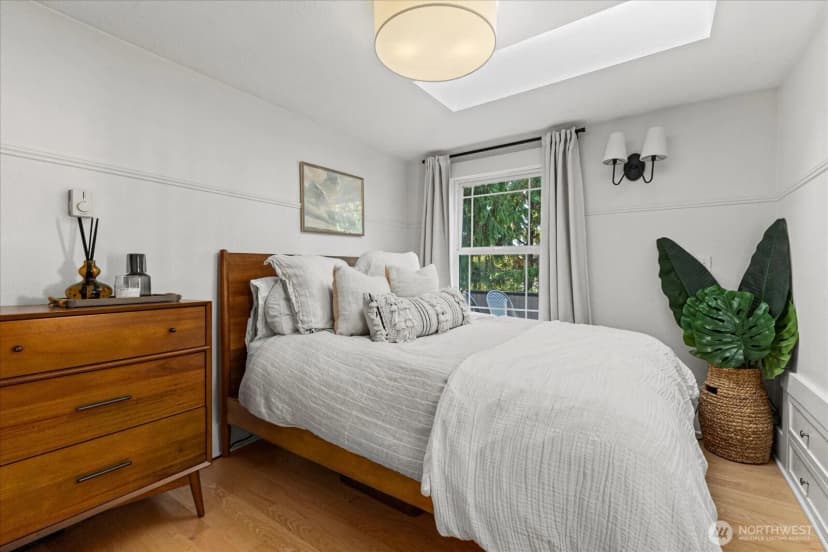 Property photo for 3231 63rd Avenue Sw, Seattle photo 18