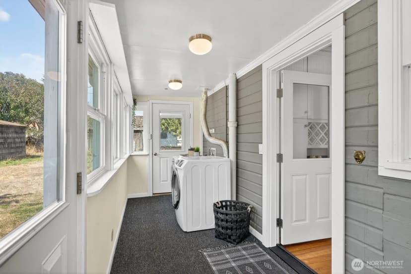 Property photo for 1420 M Avenue, Anacortes photo 21