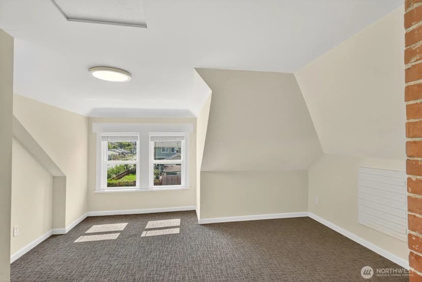 Property photo for 1420 M Avenue, Anacortes photo 19