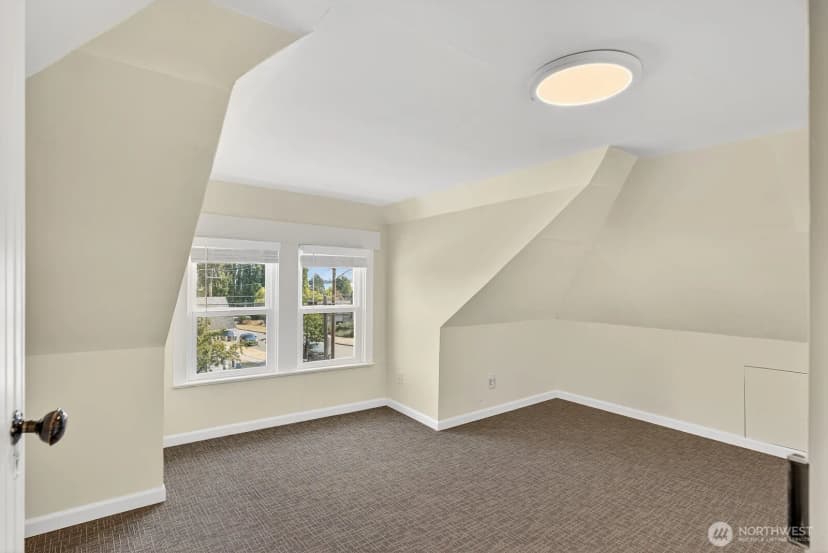 Property photo for 1420 M Avenue, Anacortes photo 20