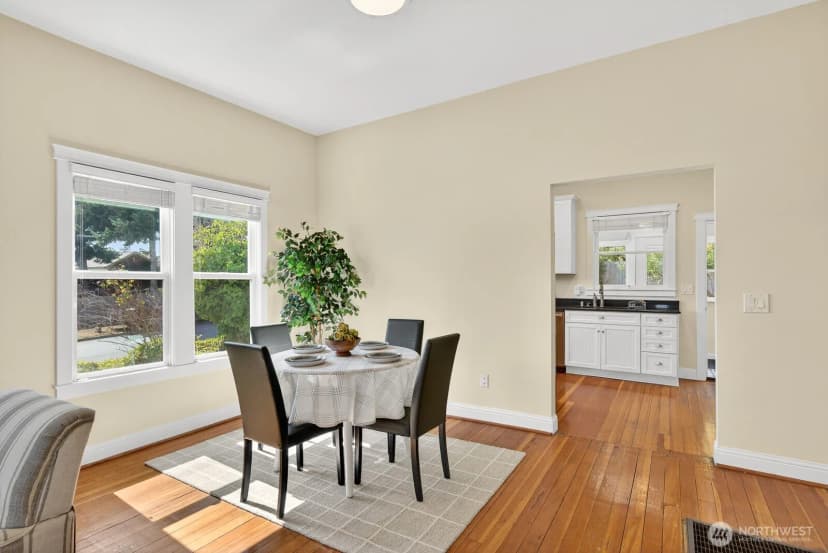 Property photo for 1420 M Avenue, Anacortes photo 10