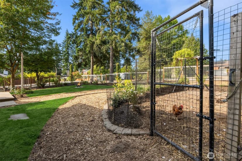 Property photo for 1116 Grow Avenue Ne, Bainbridge Island photo 28