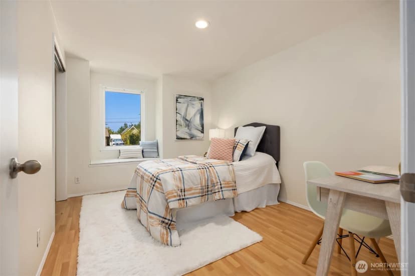 Property photo for 1116 Grow Avenue Ne, Bainbridge Island photo 26