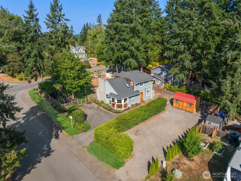 Property photo for 1116 Grow Avenue Ne, Bainbridge Island photo 31