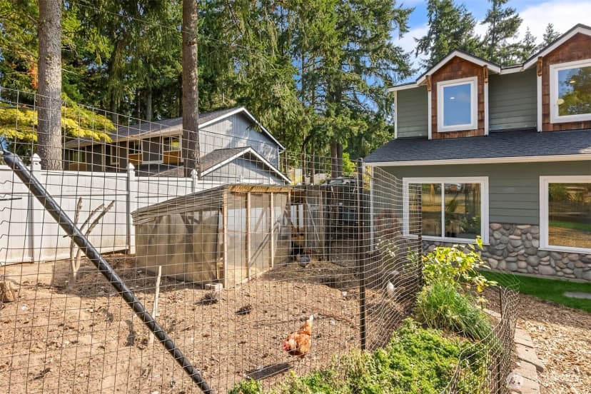 Property photo for 1116 Grow Avenue Ne, Bainbridge Island photo 29