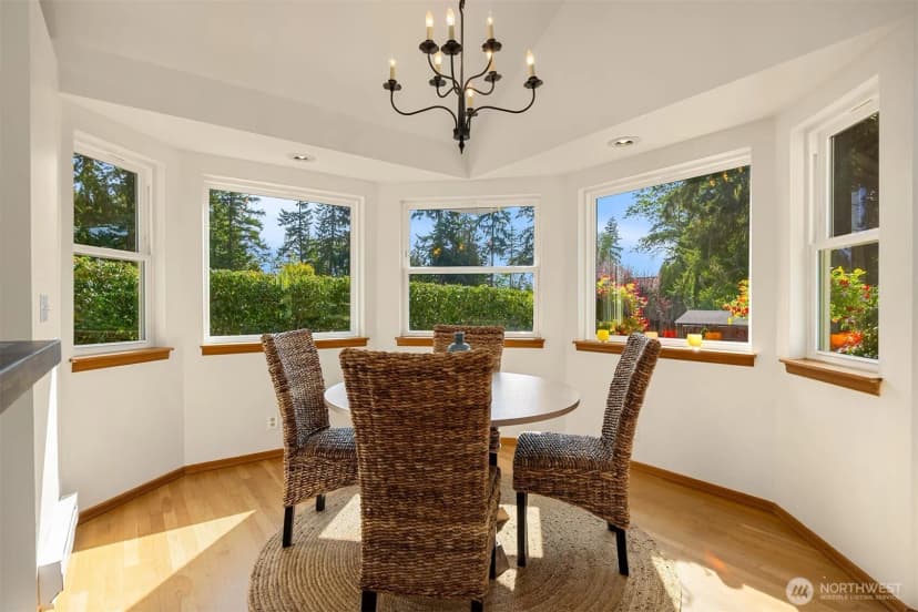 Property photo for 1116 Grow Avenue Ne, Bainbridge Island photo 10