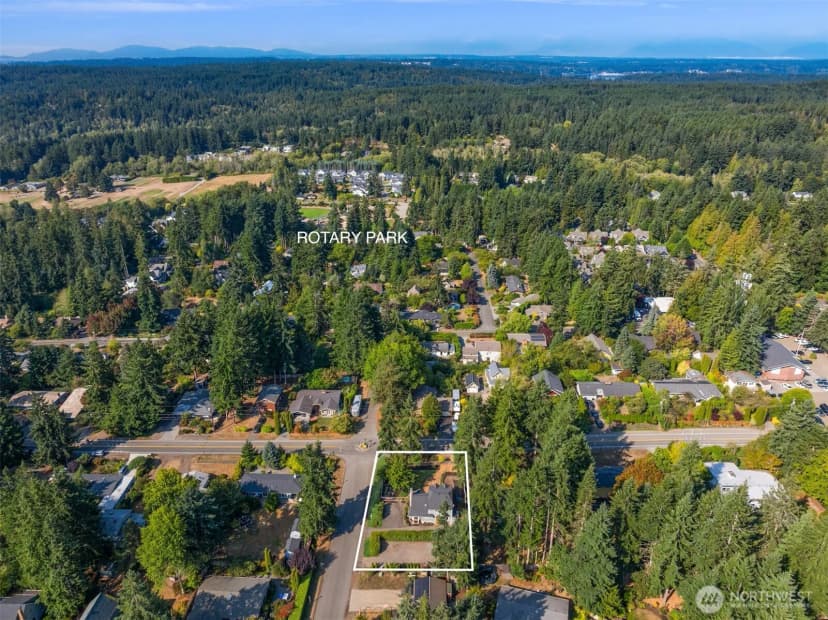 Property photo for 1116 Grow Avenue Ne, Bainbridge Island photo 36