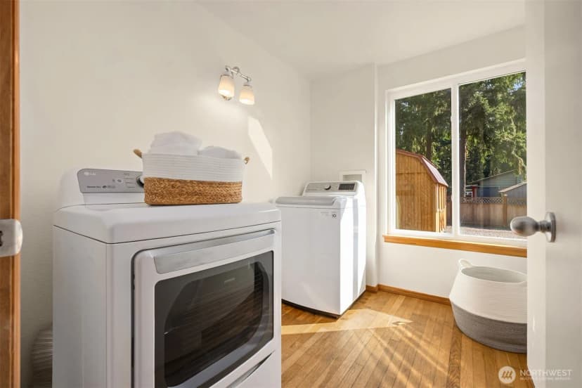 Property photo for 1116 Grow Avenue Ne, Bainbridge Island photo 20