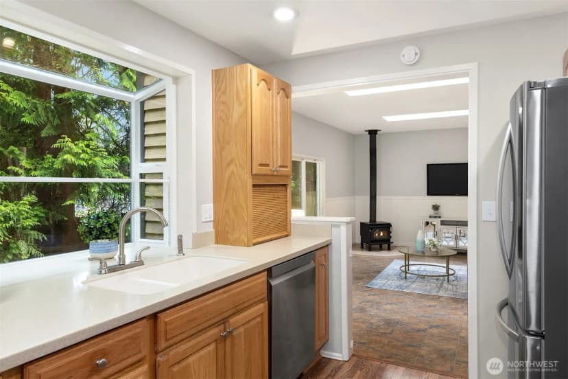 Property photo for 22916 Ne 20th Place, Sammamish photo 14