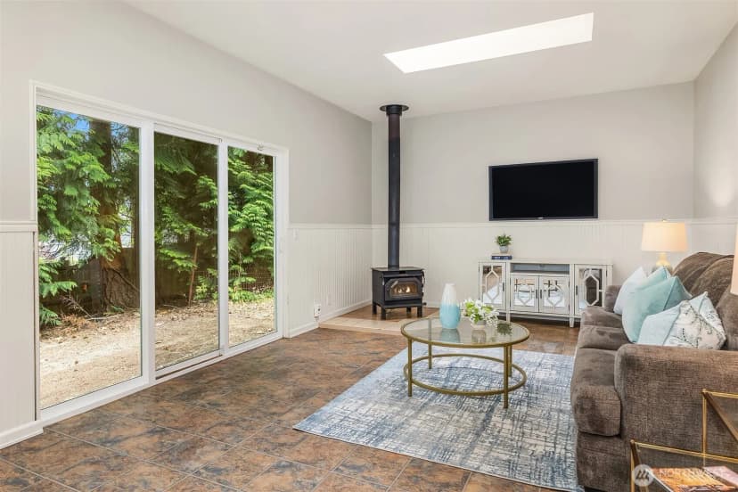 Property photo for 22916 Ne 20th Place, Sammamish photo 15