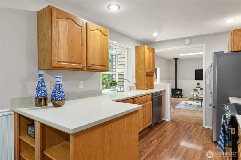 Property photo for 22916 Ne 20th Place, Sammamish photo 11