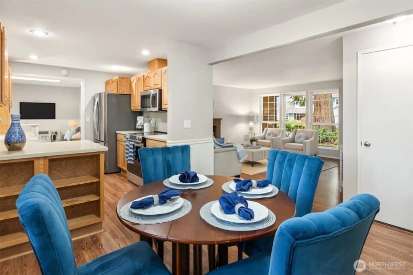Property photo for 22916 Ne 20th Place, Sammamish photo 7