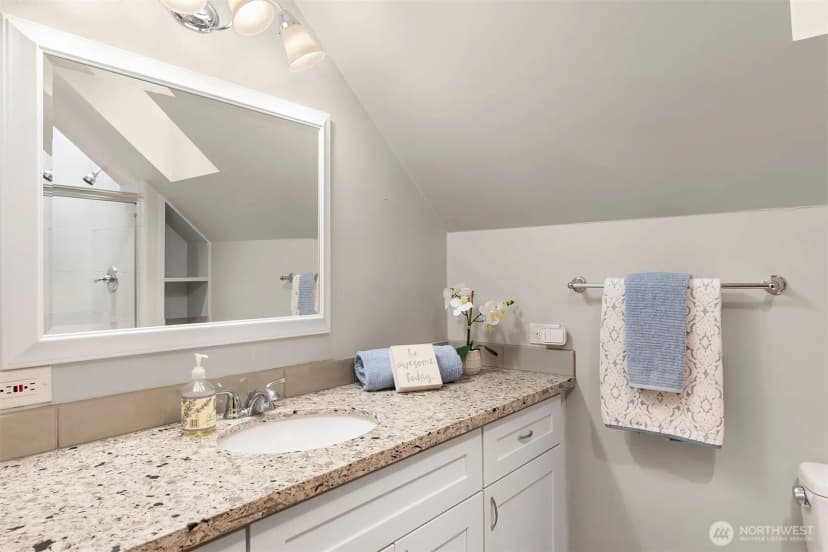 Property photo for 22916 Ne 20th Place, Sammamish photo 22