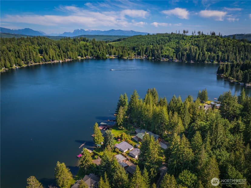 Property photo for 29 Nw Lake Roesiger Road, Snohomish photo 2