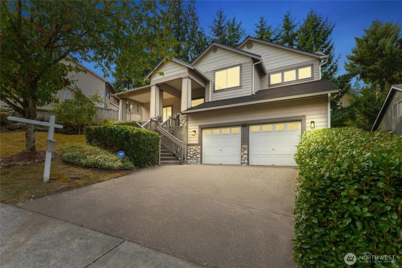 Property photo for 909 Pike St Nw, Auburn