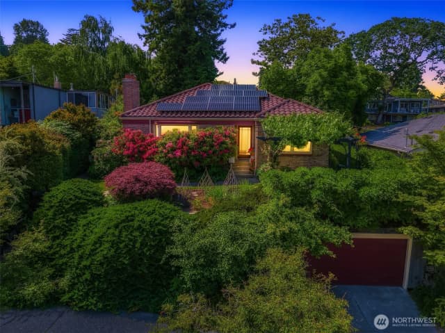 Property photo for 6045 Seward Park Avenue S, Seattle