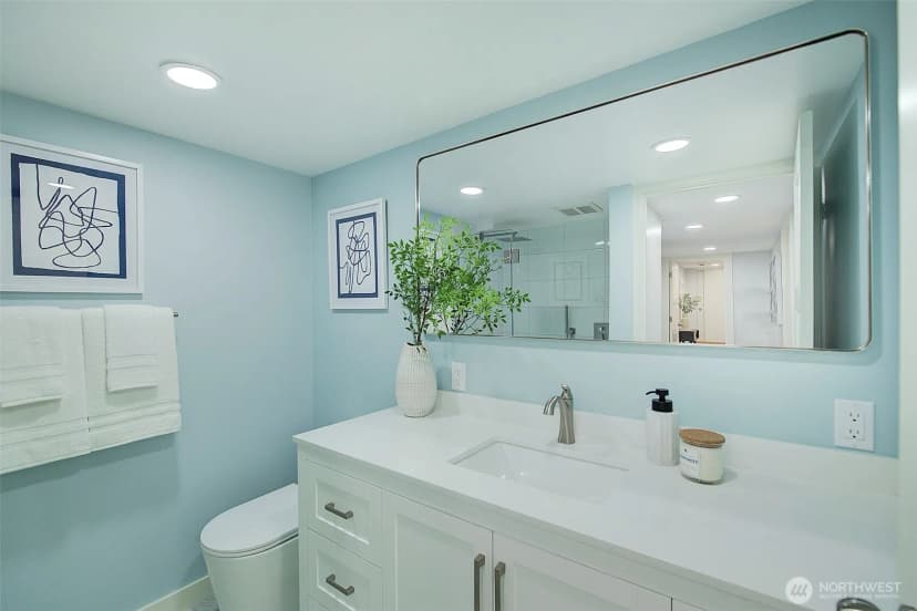 Property photo for 934 25th Avenue S, Seattle photo 30
