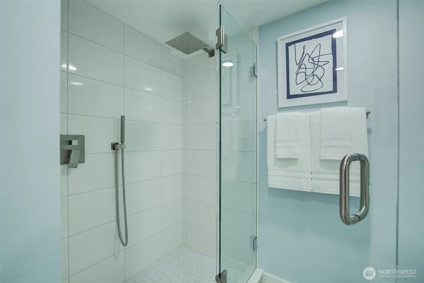 Property photo for 934 25th Avenue S, Seattle photo 31