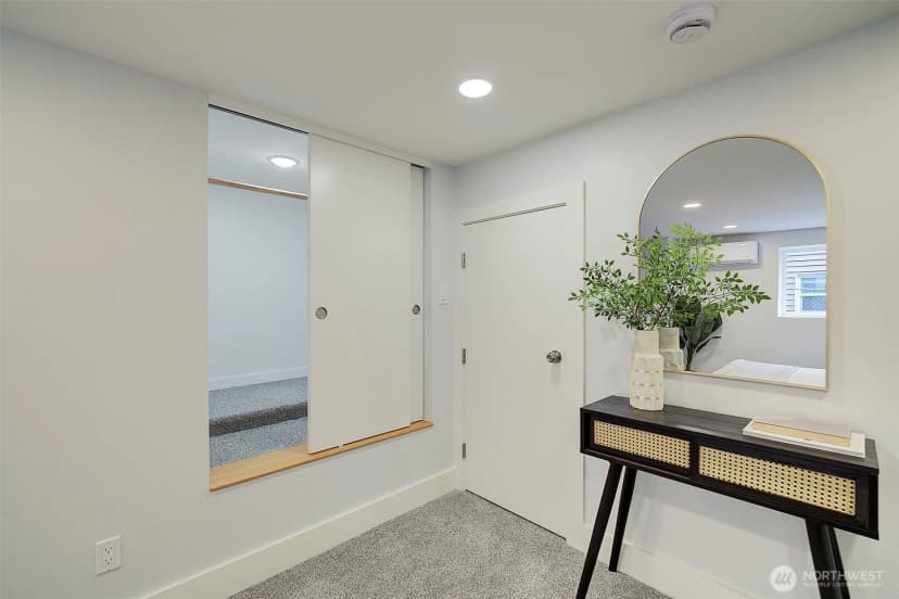 Property photo for 934 25th Avenue S, Seattle photo 26