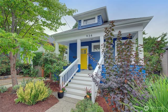 Property photo for 934 25th Avenue S, Seattle photo 4