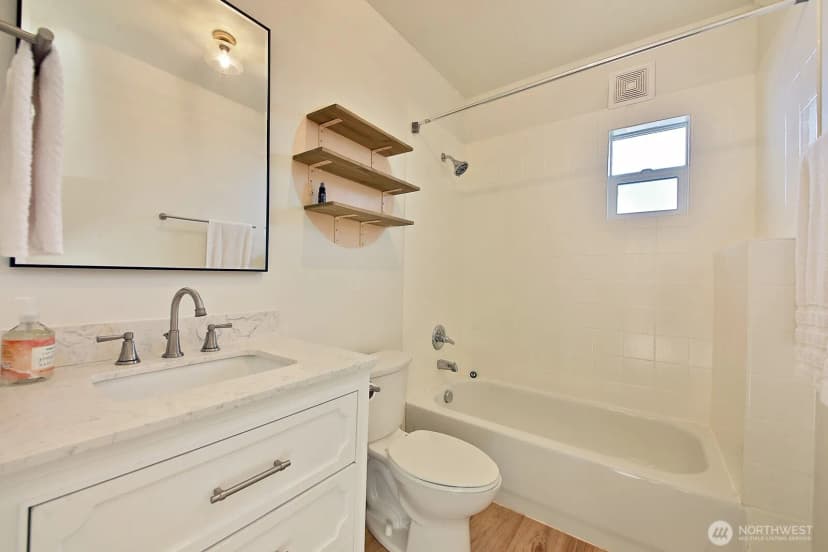 Property photo for 2711 16th Street, Everett photo 23