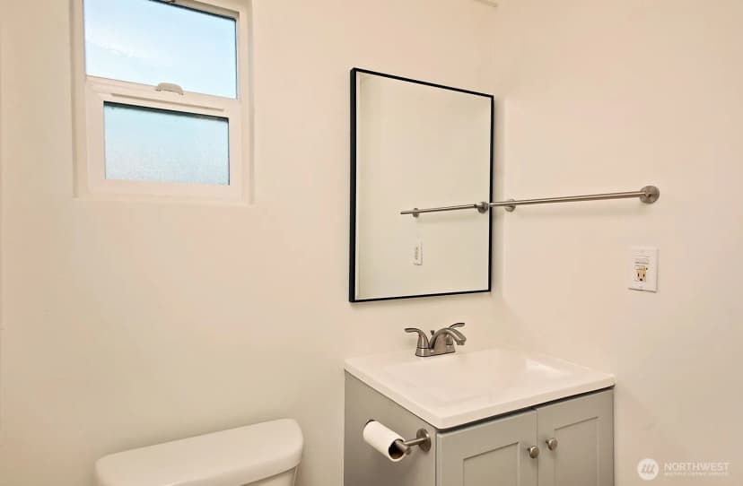 Property photo for 2711 16th Street, Everett photo 21