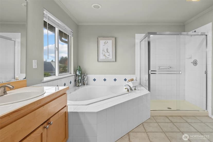 Property photo for 13388 Ne 134th Place, Kirkland photo 28