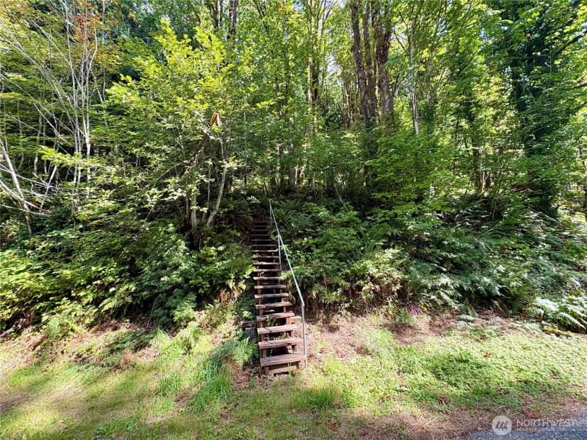 Property photo for 35046 North Shore Drive, Mount Vernon photo 23