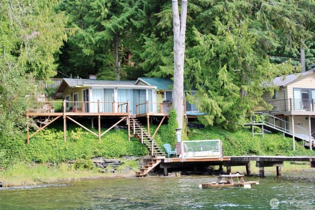 Property photo for 35046 North Shore Drive, Mount Vernon