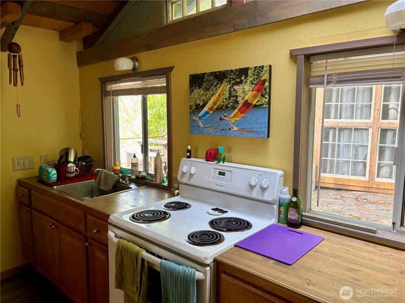 Property photo for 35046 North Shore Drive, Mount Vernon photo 18