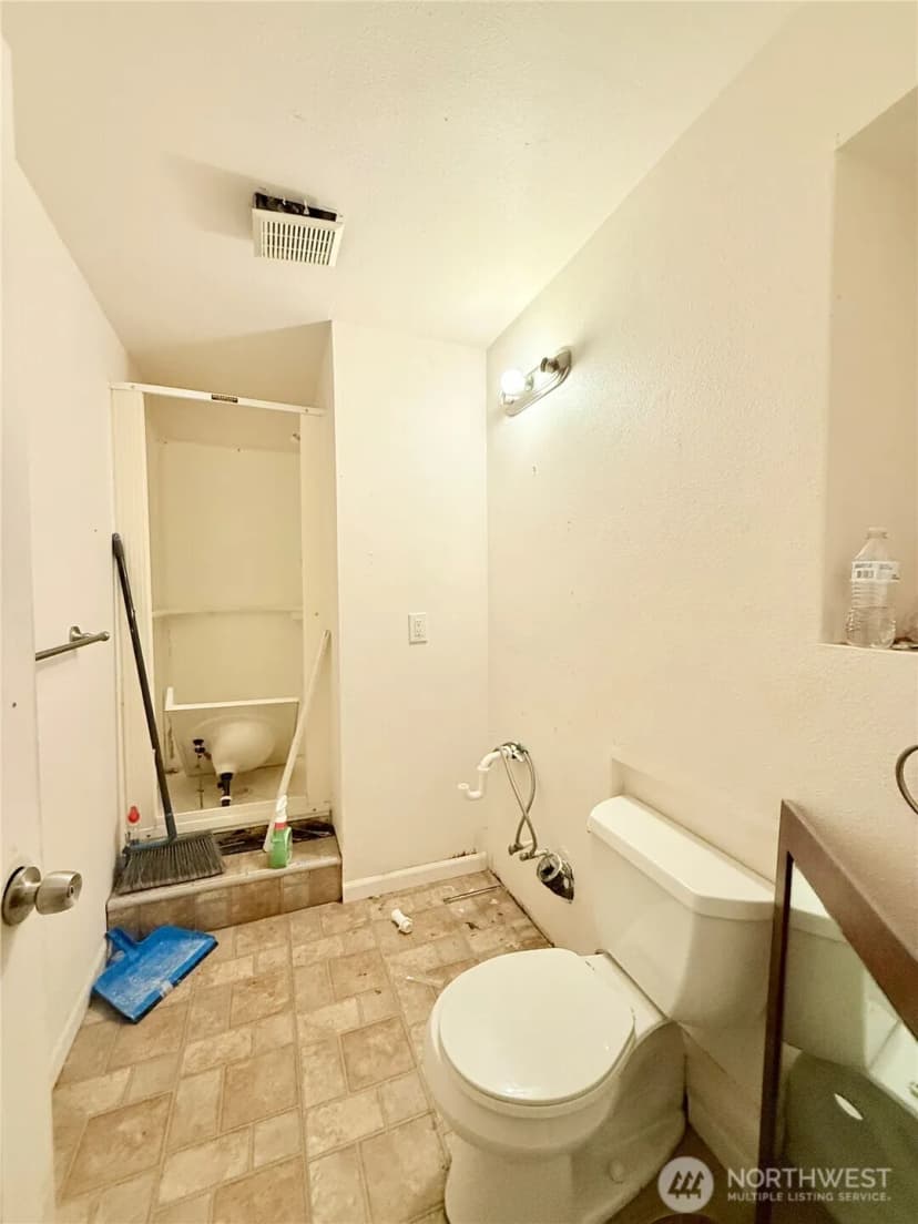 Property photo for 713 Locust Street, Omak photo 24