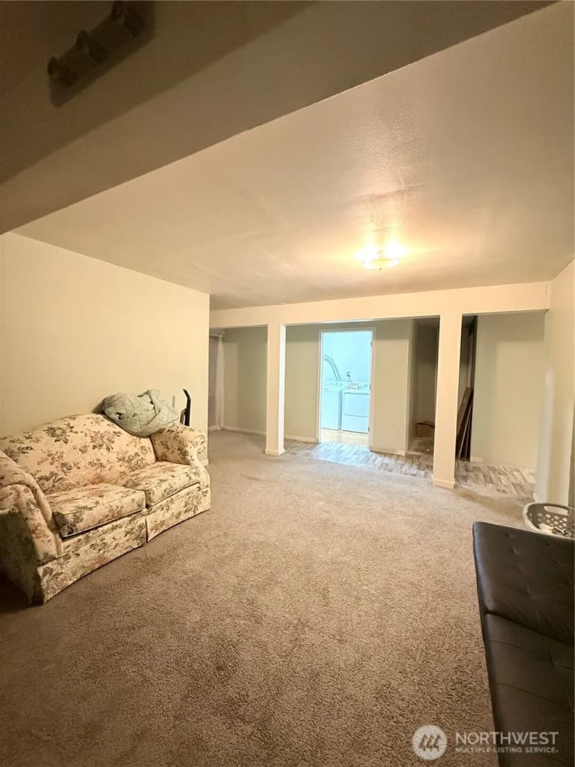 Property photo for 713 Locust Street, Omak photo 21