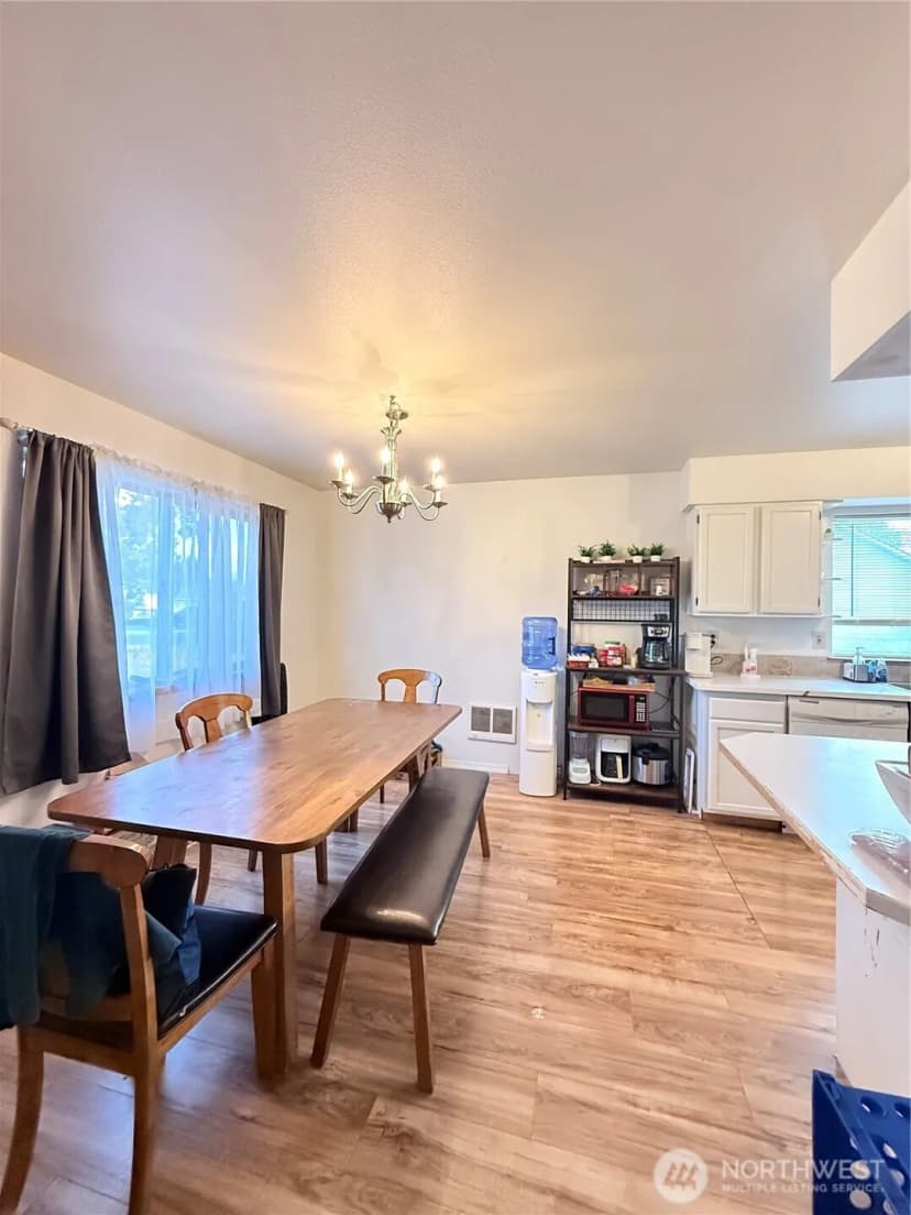 Property photo for 713 Locust Street, Omak photo 7