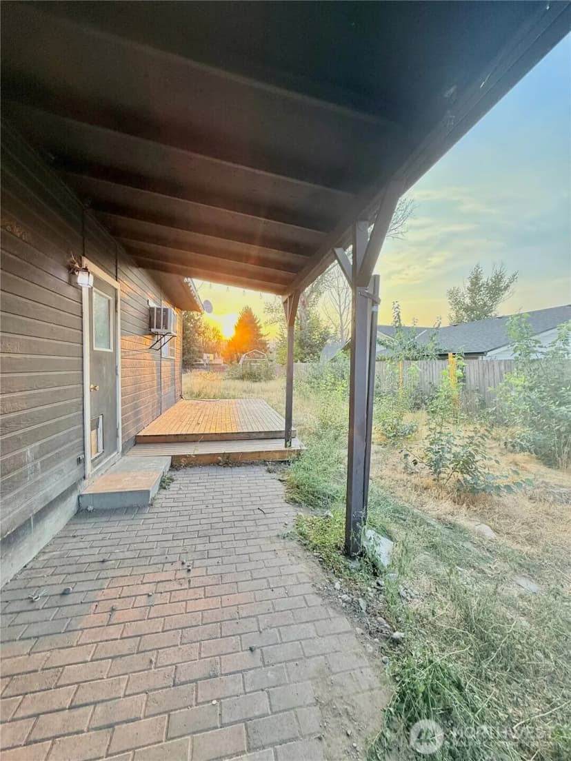 Property photo for 713 Locust Street, Omak photo 27