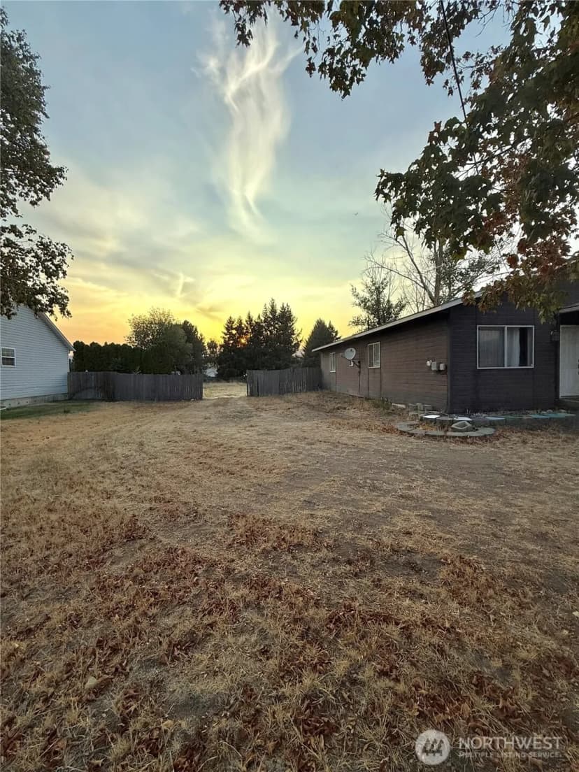 Property photo for 713 Locust Street, Omak photo 26